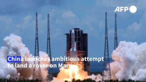 China-launches-Mars-probe-in-space-race-with-US