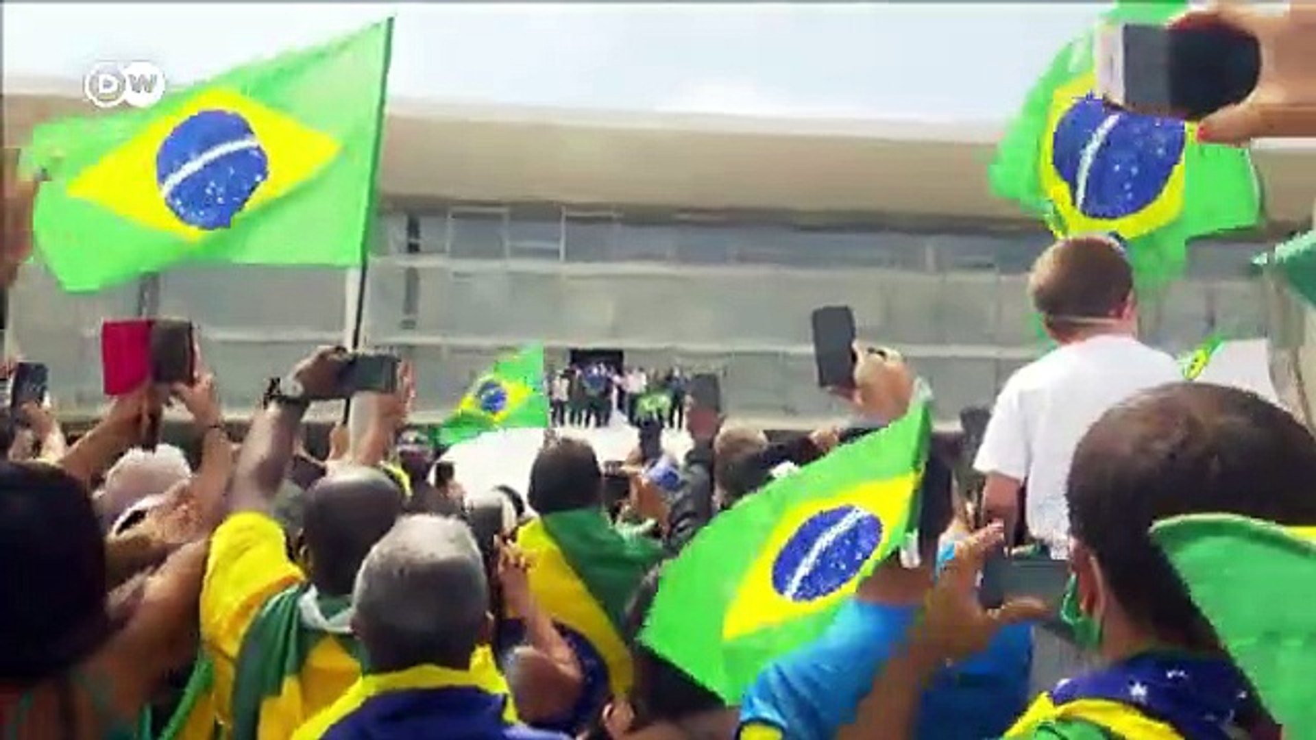 Coronavirus-latest-Brazil-death-toll-crosses-20000