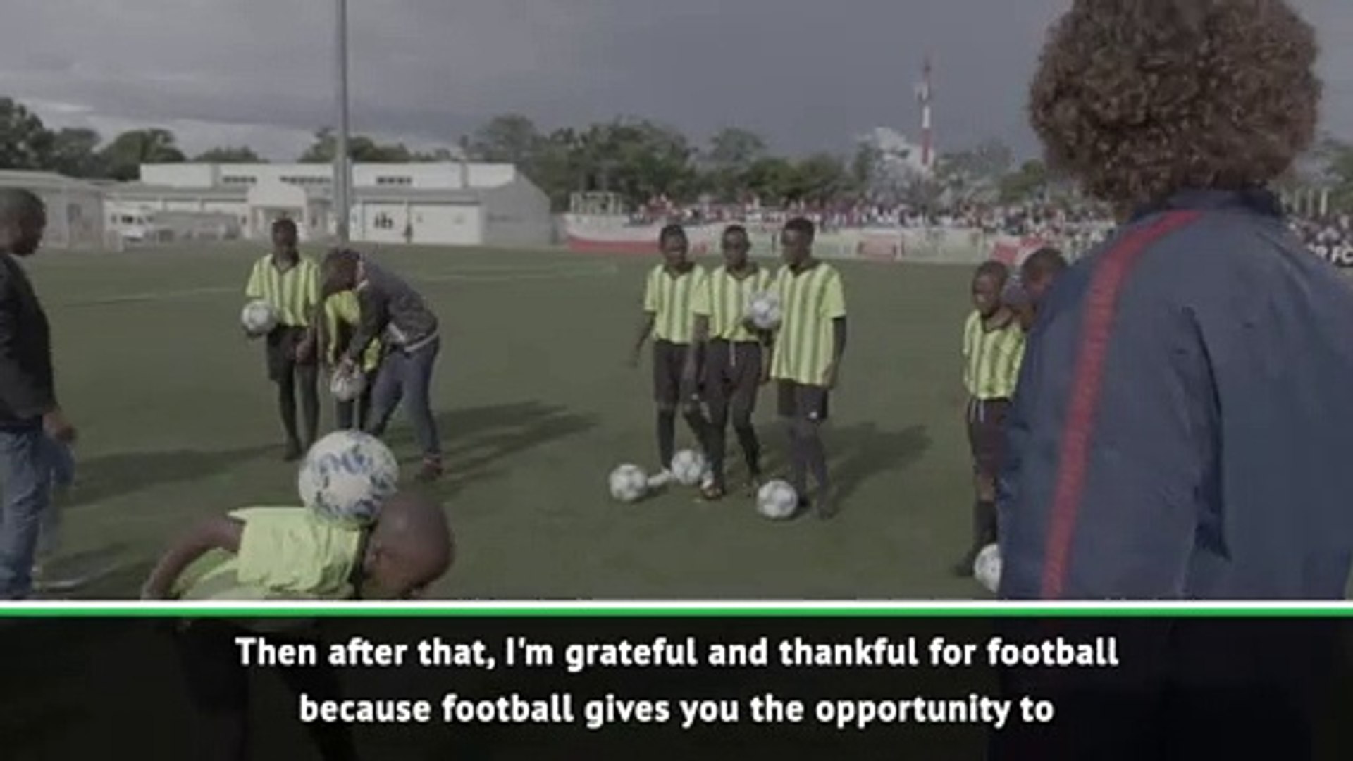 David-Luiz-enjoys-memorable-trip-to-Rwanda