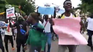 Death-toll-climbs-as-Nigeria-protests-spiral