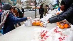 Demand-explodes-for-New-York-food-banks-as-unemployment-rises