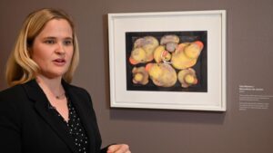 Detained-migrants-trash-inspires-US-janitors-art