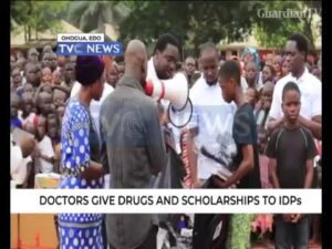 Doctors-give-drugs-scholarships-to-IDPs