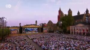 EE-8