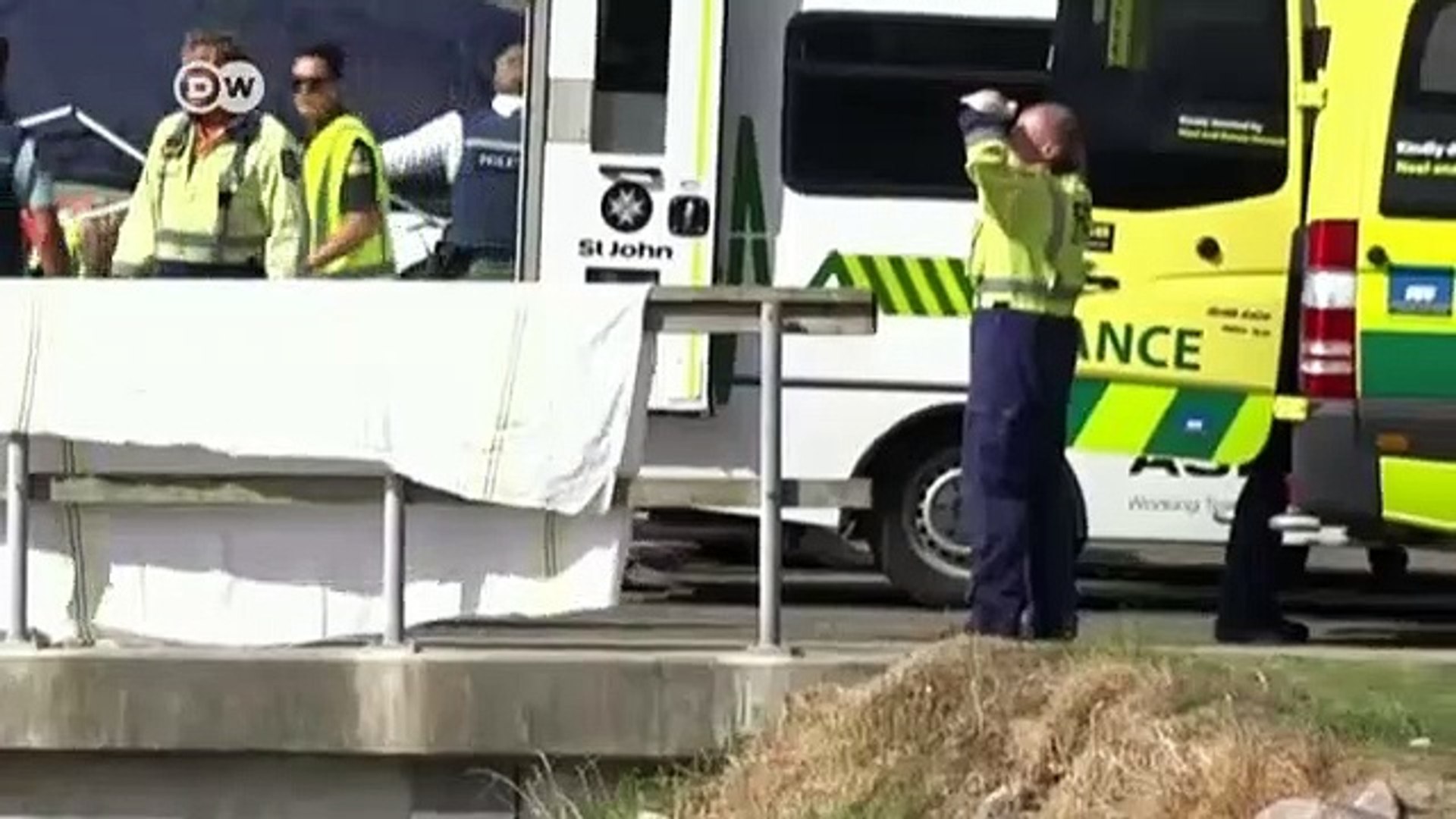 Eight-missing-after-New-Zealand-volcano-eruption