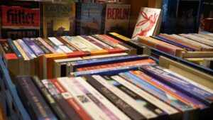 English-independent-bookshops-reach-customers-in-new-ways-during-lockdown