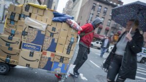 Fear-and-lockdowns-push-Black-Friday-shopping-further-online