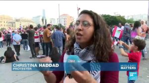 Female-protesters-on-the-frontline-in-Lebanon