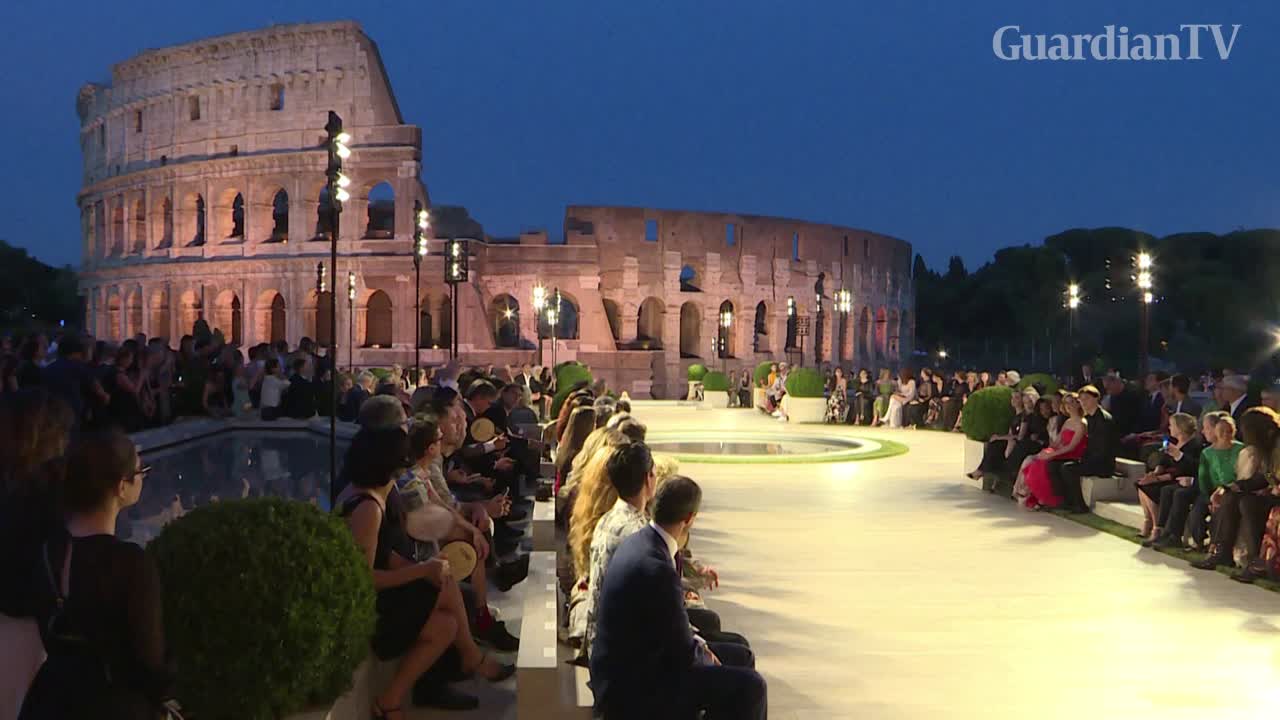 Fendi-celebrates-Lagerfeld-at-Romes-Temple-of-Venus