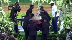 Final-tribute-held-for-DJ-Arafat-the-King-of-Coupe-Decale-dance-music
