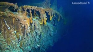 First-images-of-Titanic-in-14-years