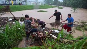 Floods-in-northern-Honduras-as-Eta-approaches