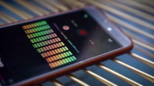 For-Sahel-artists-a-lifeline-in-WhatsApp-recordings
