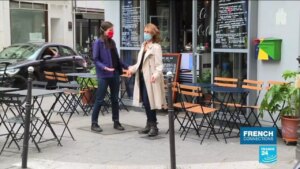 France-after-lockdown-Social-distancing-at-the-cafe
