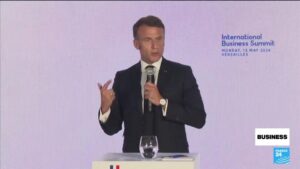 France-bags-E15-bn-in-investment-pledges