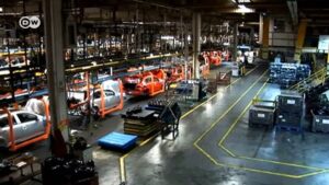 GM-autoworkers-strike-in-dispute-over-conditions