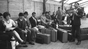 Germanys-migration-policy-divides-communities