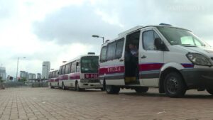 Hong-Kong-cleans-up-after-historic-protest