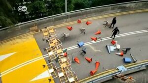 Hong-Kong-on-brink-of-total-breakdown
