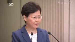 Hong-Kong-police-clash-with-protesters-at-airport