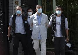Hong-Kong-police-raid-pro-democracy-newspaper-and-arrest-owner-under-national-security-law
