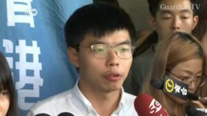 Hong-Kong-protesters-in-fresh-standoff-with-police