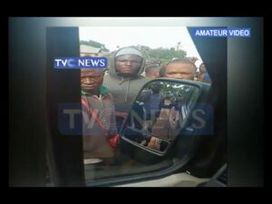 Hoodlums-attack-Obaseki-Oba-of-Lagos-at-Oshiomholes-home