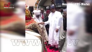 How-Zazzau-Emirate-honoured-Buhari-with-horse