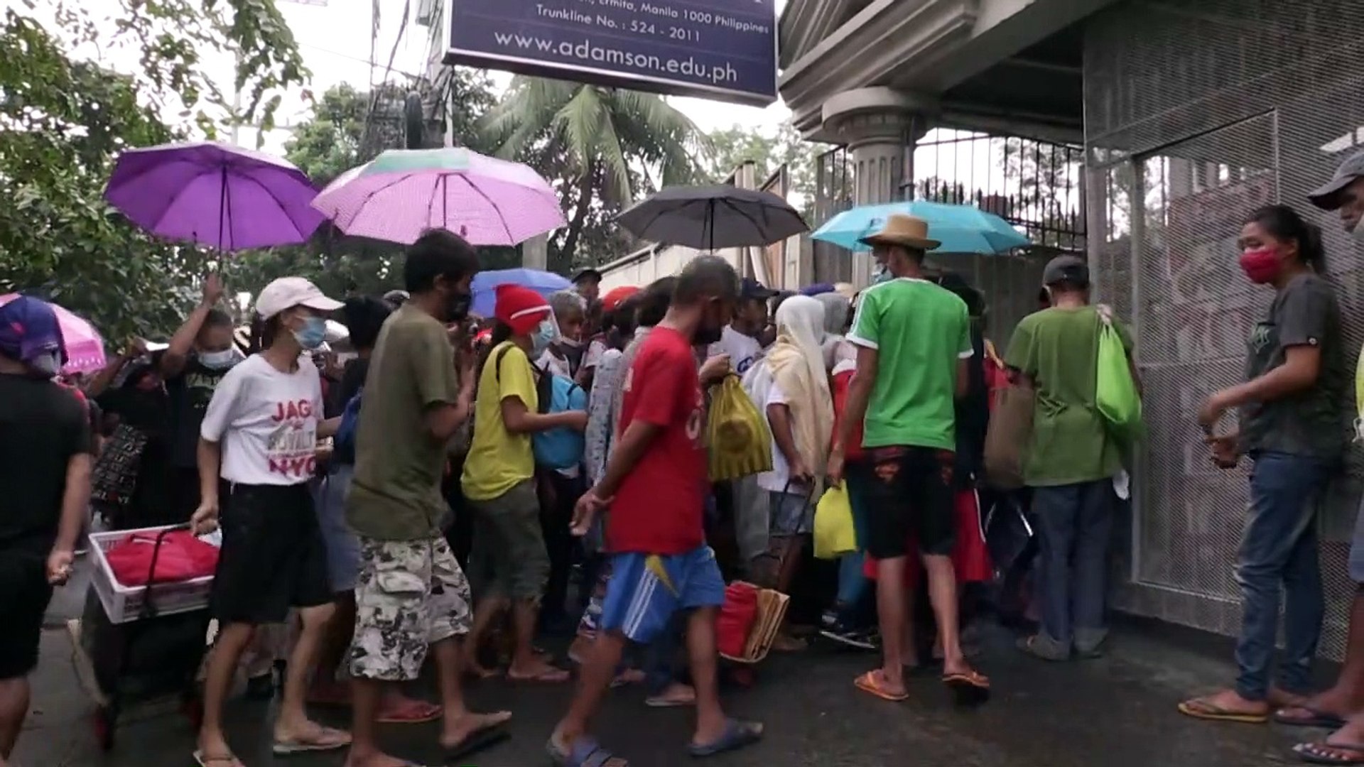 Hunger-and-homelessness-on-the-rise-in-virus-struck-Philippines