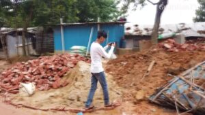 Im-here-247-young-Rohingya-shares-his-stories-on-social-media