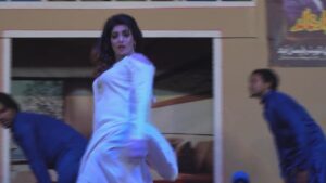 In-Pakistan-‘dirty-theatre-is-a-hit