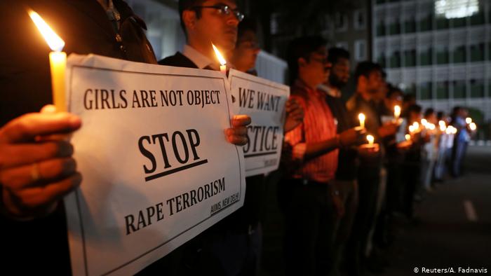 India-rape-victim-dies-after-being-set-on-fire-on-way-to-court
