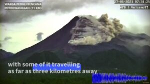 Indonesian-volcano-erupts-spewing-hot-ash-three-kilometres-away
