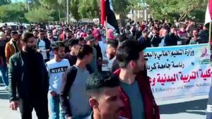Iraq-Students-protest-against-American-and-Iranian-interference