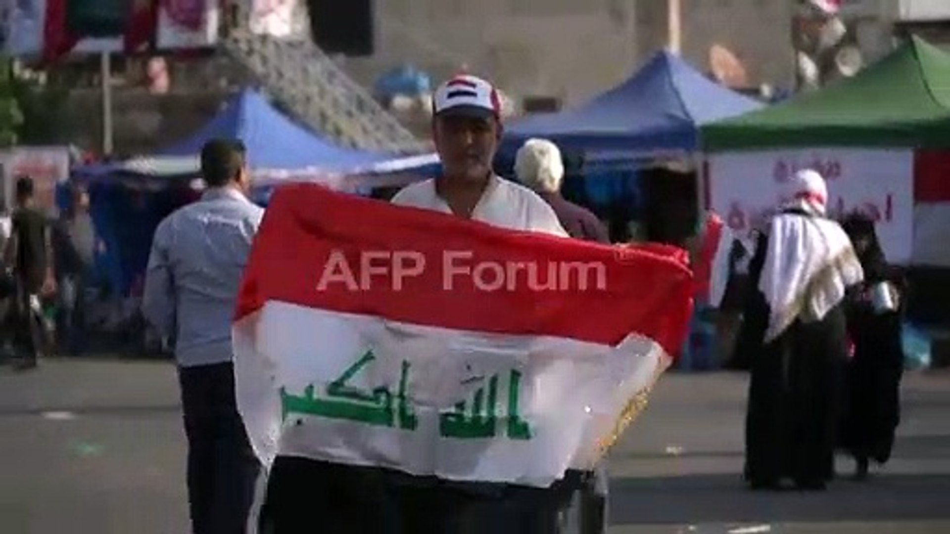 Iraq-protesters-turn-sights-on-Iran-football-match