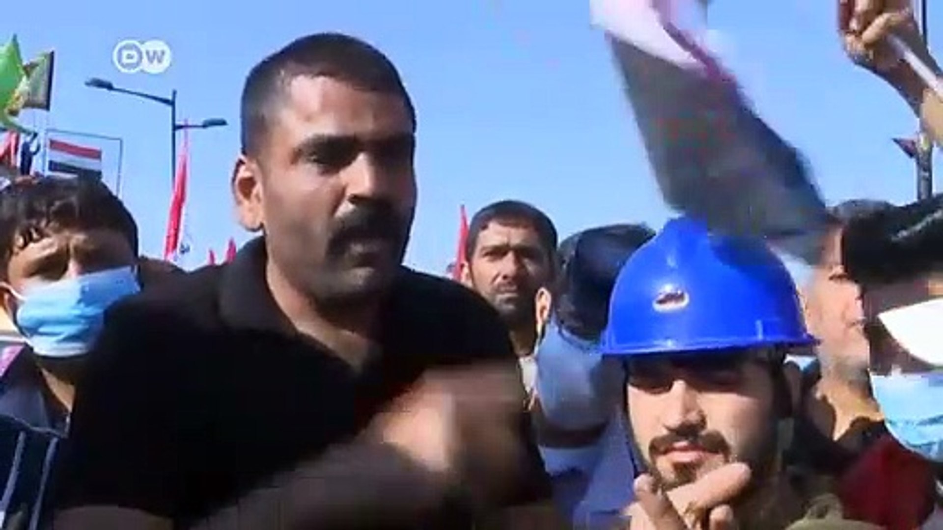 Iraq-security-kill-Baghdad-protesters-with-live-rounds