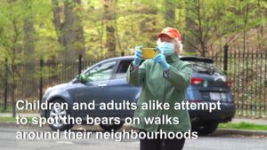 DC-residents-use-teddy-bears-to-bond-during-coronavirus-confinement-1