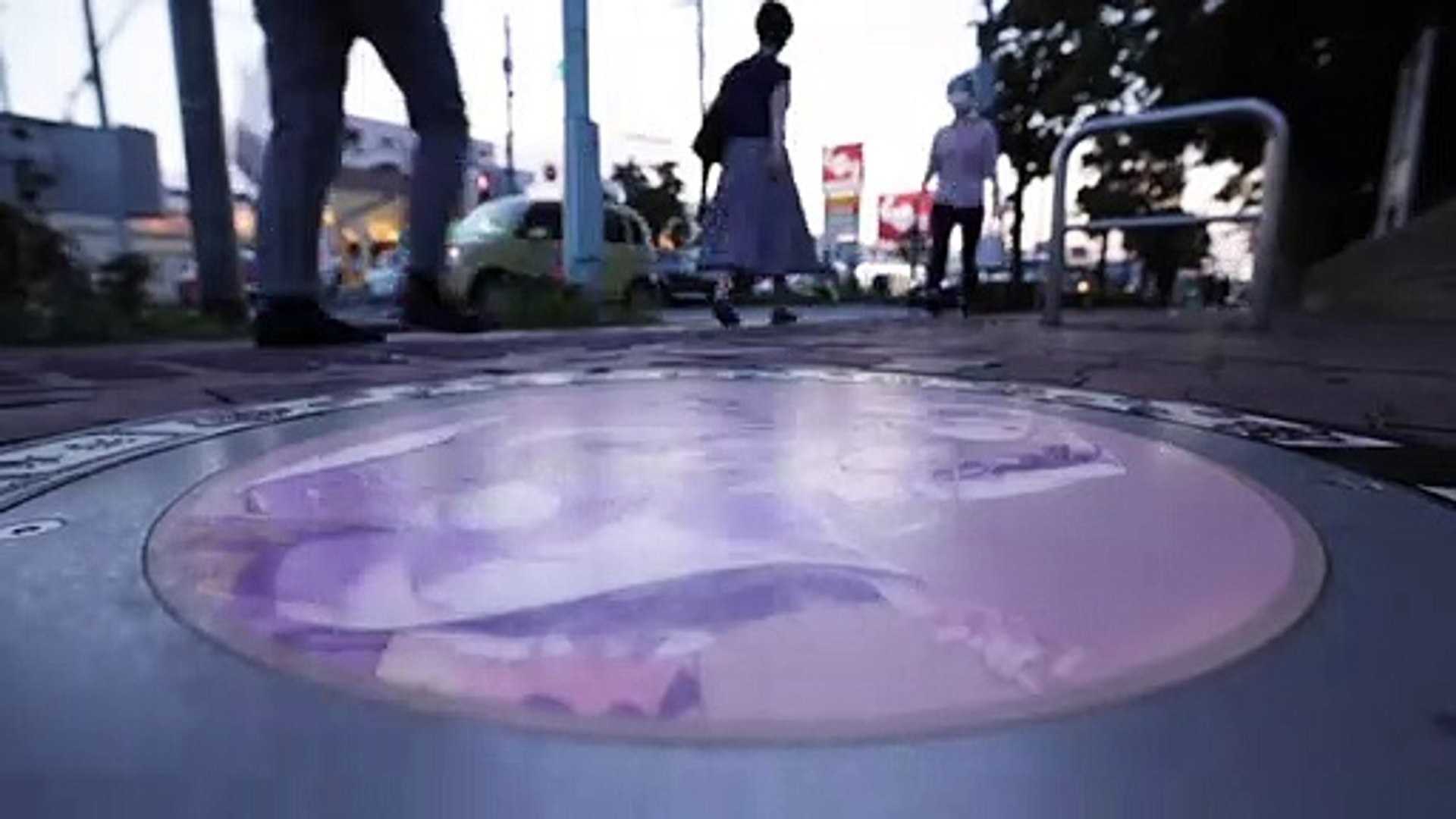 Japan-city-lights-up-sewer-covers