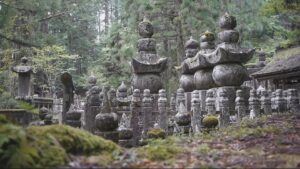 Japans-oldest-cemetery