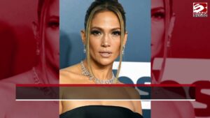 Jennifer-Lopez-wore-9-million-in-diamonds-to-SAG-Awards