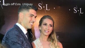 Luis-Suarez-and-wife-renew-wedding-vows