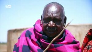 Maasai-save-Kenyan-elephants