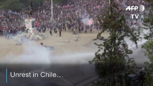 Mega-rally-marks-third-week-of-Chile-protests