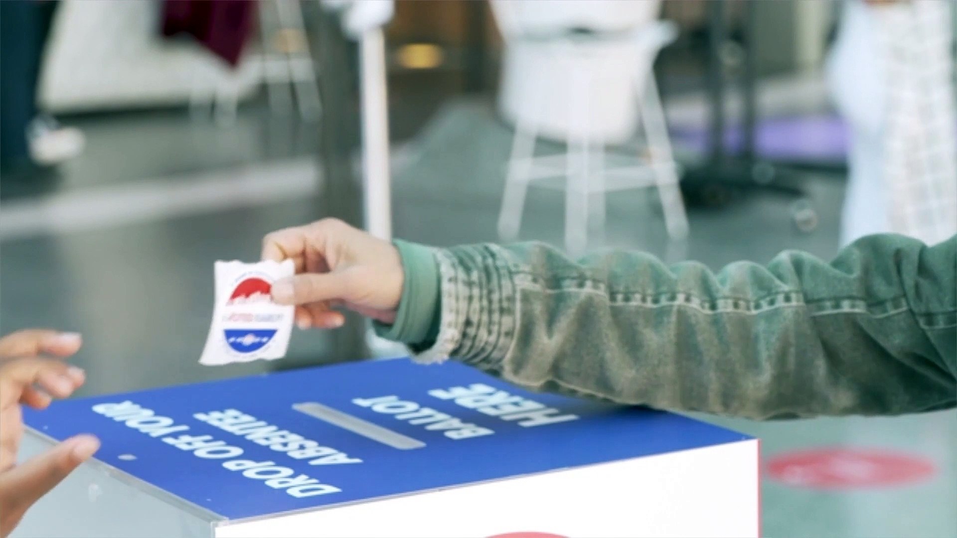 Meghan-Markle-becomes-first-modern-royal-to-vote-in-U.S.-presidential-election