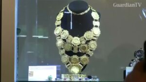 Mexico-auctions-seized-jewels-from-criminals-to-help-poor