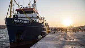 Migrant-rescue-ship-Sea-Watch-3-changes-flag-from-Dutch-to-German