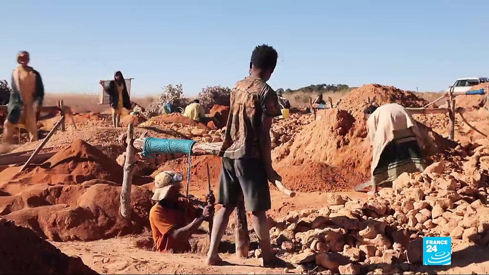 Miners-miss-out-on-lucrative-gains-from-Madagascars-sapphires
