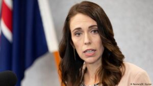 New-Zealand-decriminalizes-abortion