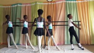 Nigerian-dancer-brings-ballet-to-the-poor-in-Lagos