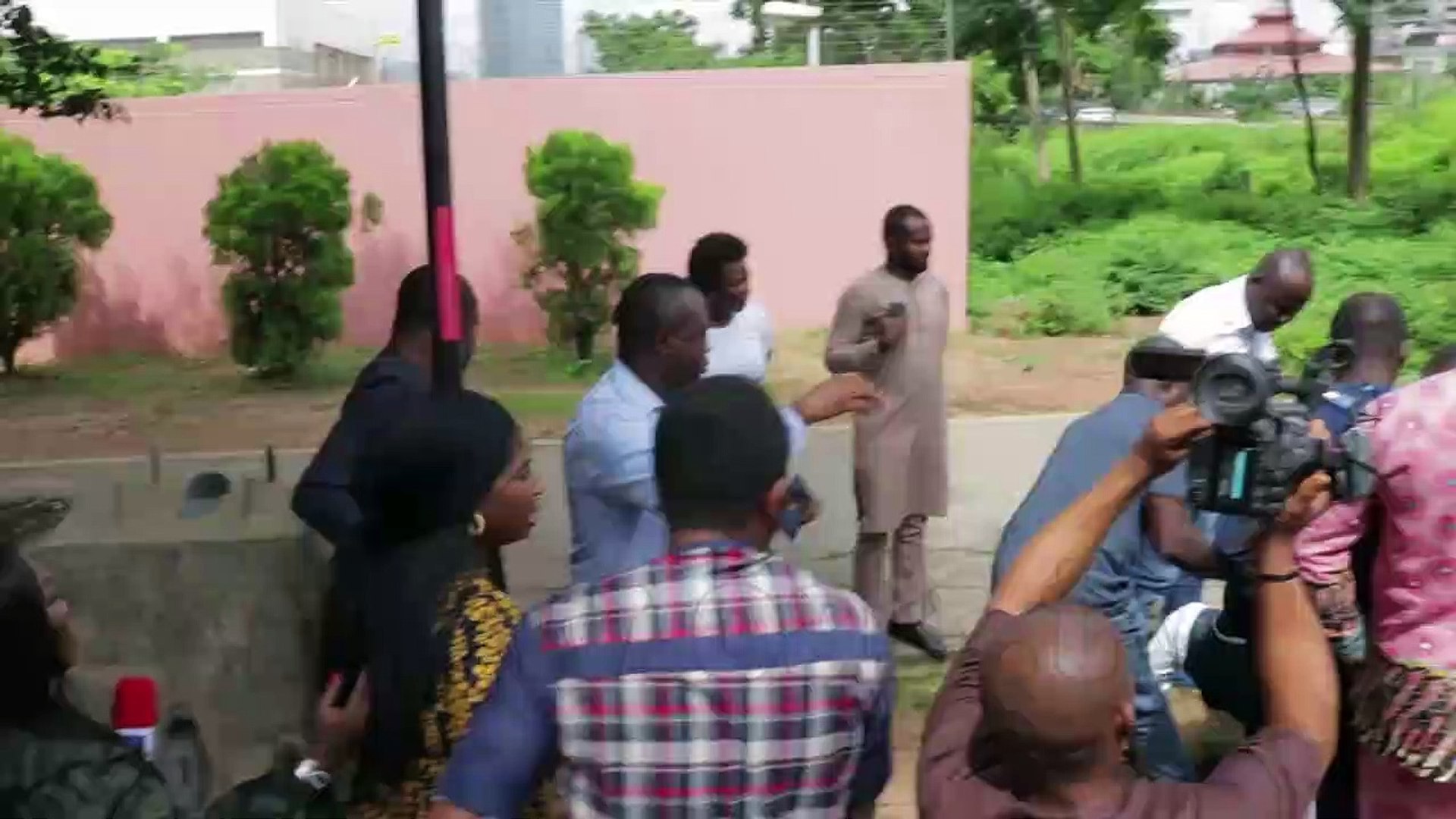 Nigerian-students-clash-over-free-trip-to-South-Africa-Xenophobia